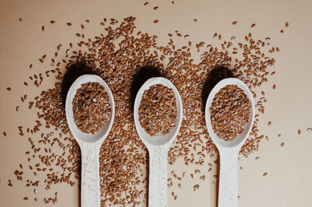 Flaxseed oil: how to use it and keep it fresh