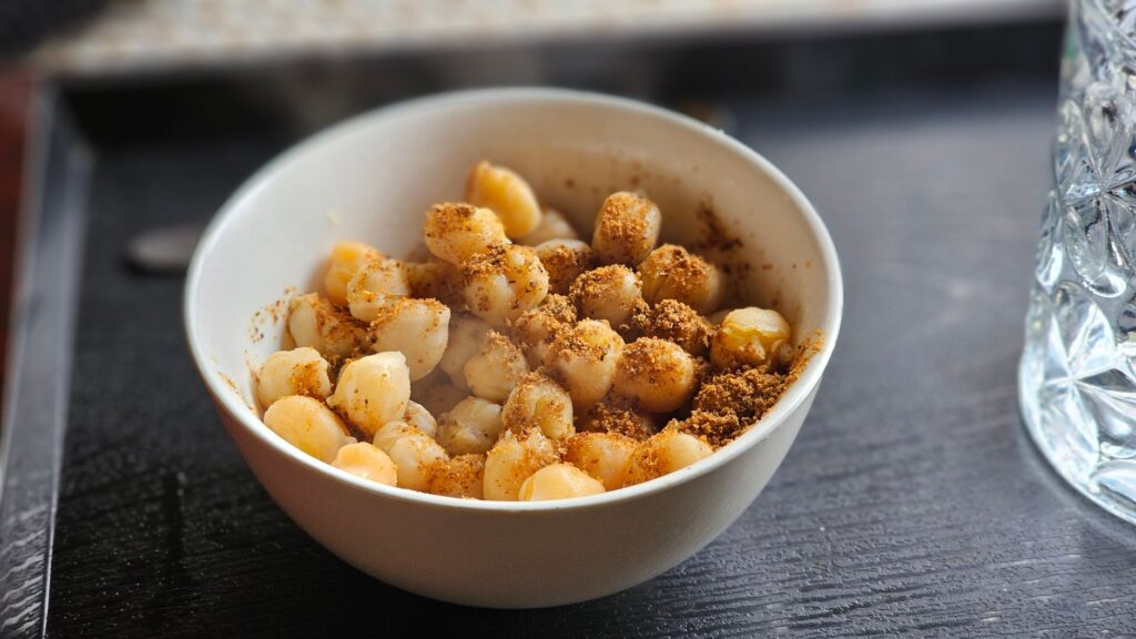 Olio di macadamia: un olio pregiato per pelle e cucina