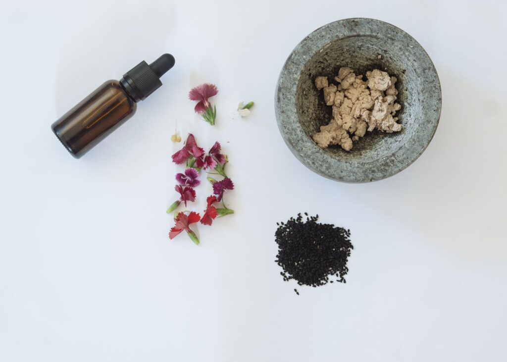 Schwarzkümmelöl: zwischen Tradition und Hype